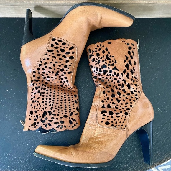 Sketchers by Michelle K Laser Cut Heeled Leather Boots Size 7.5 🥳Host Pick! 🥳 - Picture 2 of 13